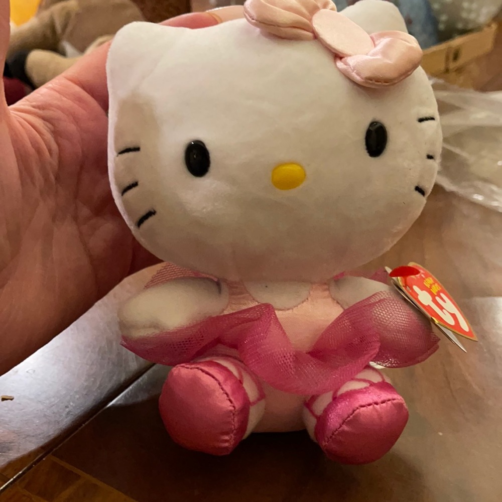 Hello Kitty Ty Ballerina Beanie Baby NWT
